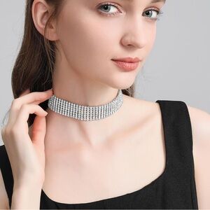 Elegant White Gold Plated Bracelet with CZ Stones